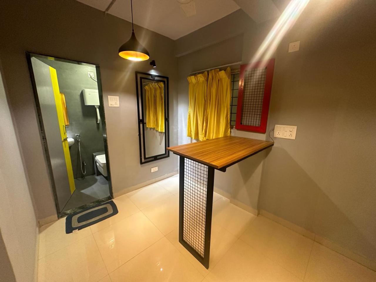 Travotale Hostel And Cowork Koregaonpark פונה מראה חיצוני תמונה