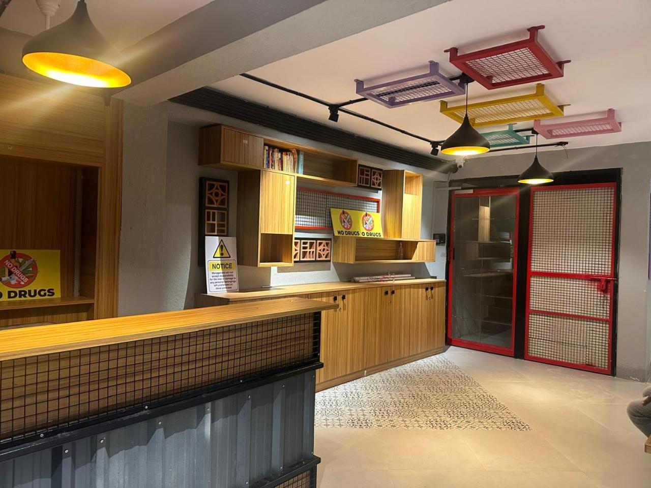 Travotale Hostel And Cowork Koregaonpark פונה מראה חיצוני תמונה