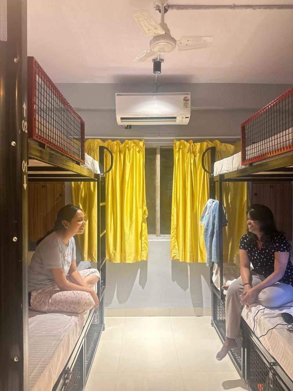 Travotale Hostel And Cowork Koregaonpark פונה מראה חיצוני תמונה