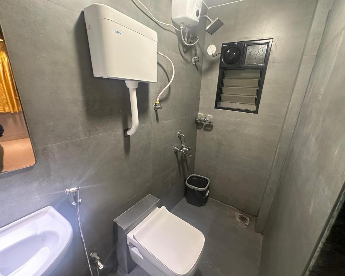 Travotale Hostel And Cowork Koregaonpark פונה מראה חיצוני תמונה